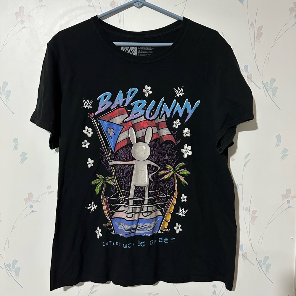 WWE Black Bad Bunny Short Sleeve Tee Large
